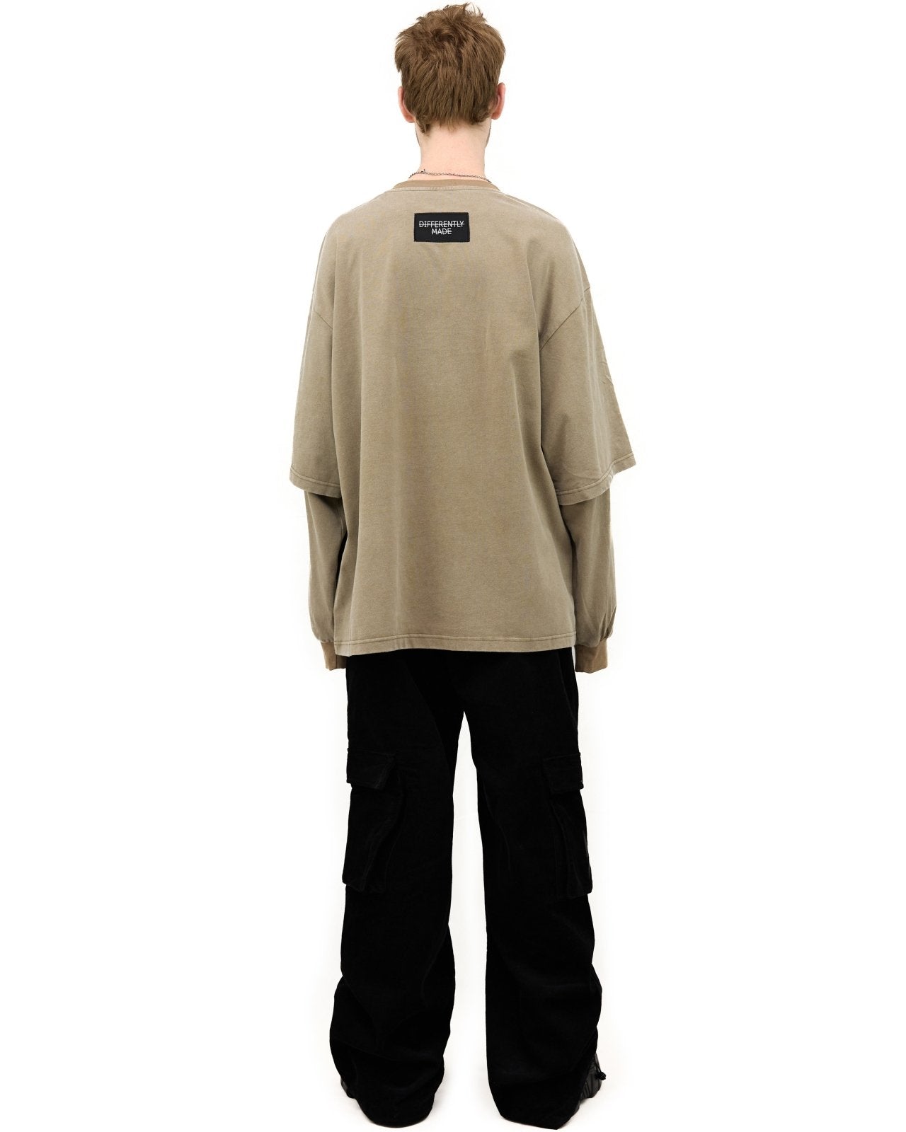 FACELESS DOUBLE SLEEVE SHIRT - Differently Made